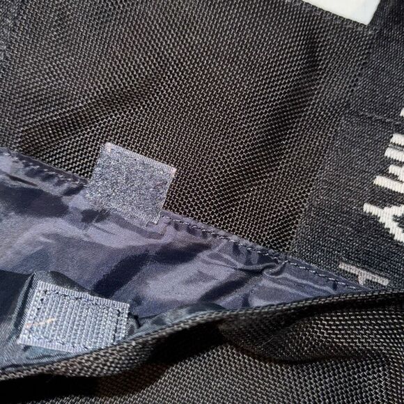 Tommy Hilfiger Black Canvas Tote Bag - Picture 7 of 15